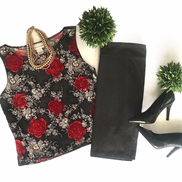 CAMISOLE WITH VIBRANT RED FLOWERS SZ XL - Picture 2 of 8